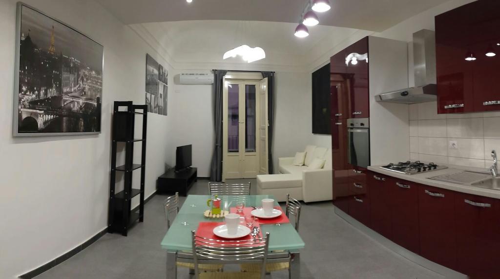 Appartement Cappuccini House à Catane Extérieur photo