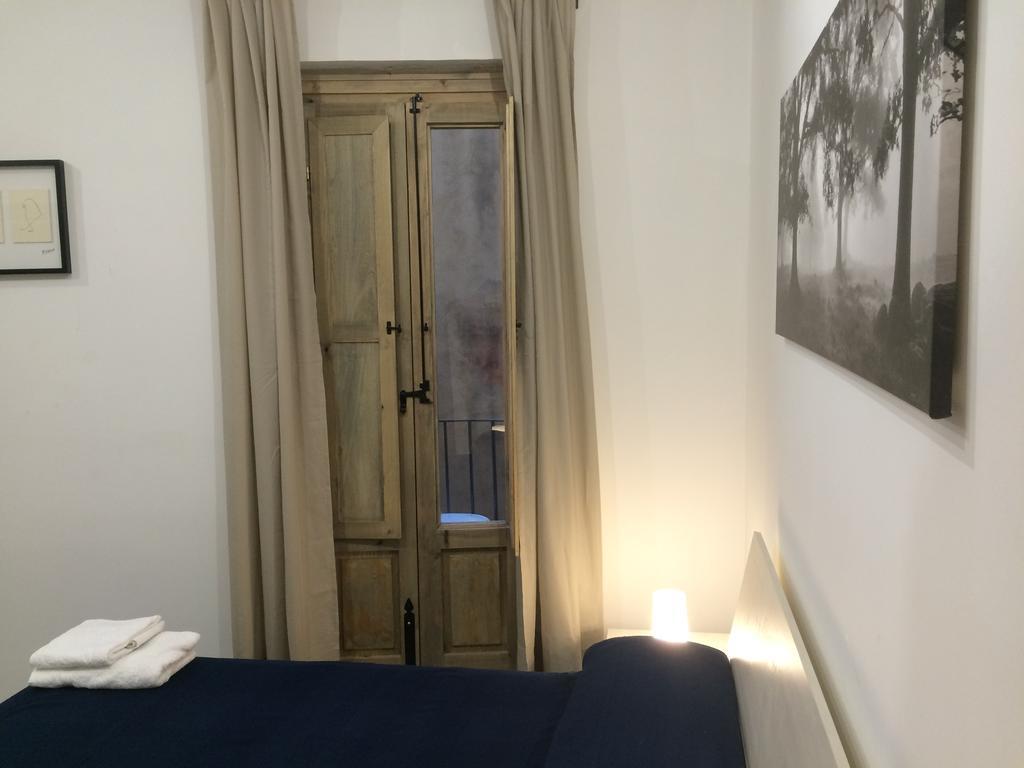 Appartement Cappuccini House à Catane Extérieur photo